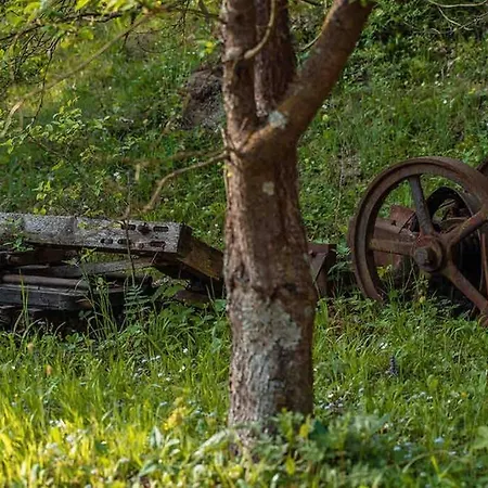 Chalé Zbojnícke Chalúpky *