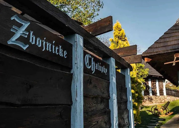 Zbojnicke Chalupky *