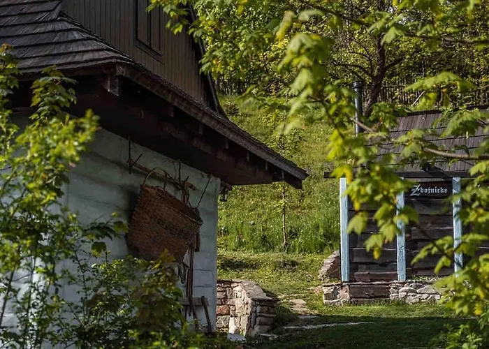 シャレー Zbojnicke Chalupky