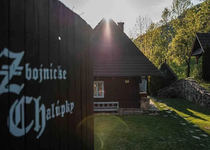 Zbojnicke Chalupky *