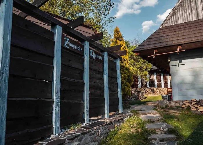 シャレー Zbojnicke Chalupky *