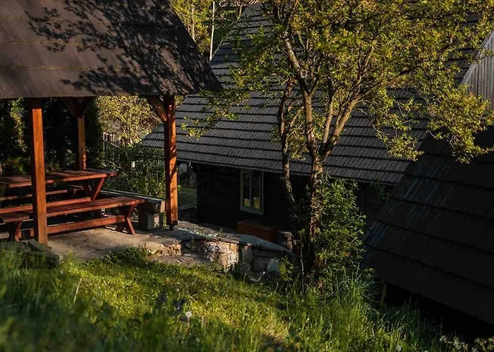 シャレー Zbojnicke Chalupky *