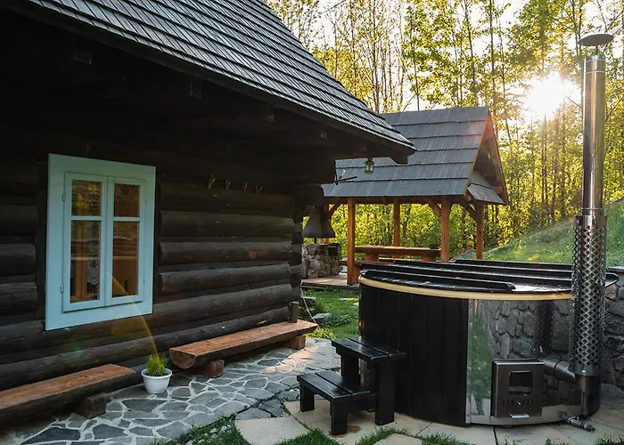 Zbojnicke Chalupky Čavoj